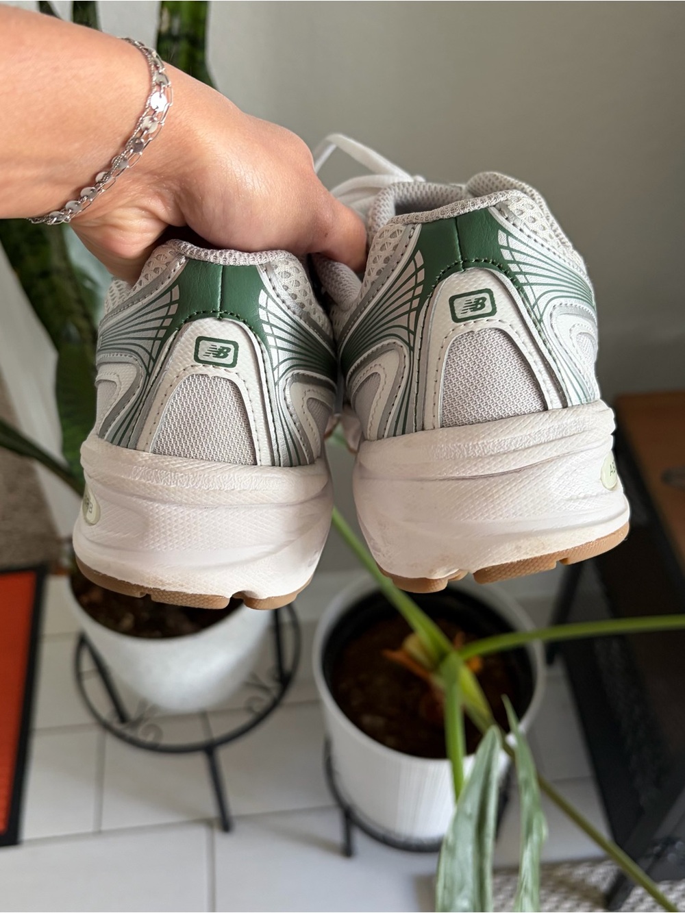 New Balance 740 White & Green Mesh Athletic Sneakers with Gum Sole - Picture 3 of 8